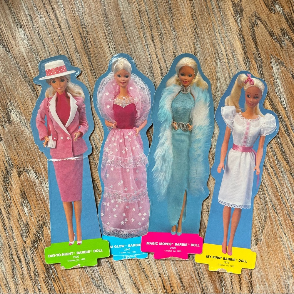 Vintage 1985 Barbie Charms the World Game Pieces🩷